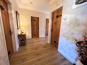 Photo 43- click for photo gallery